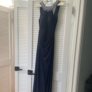 Formal gown/dress